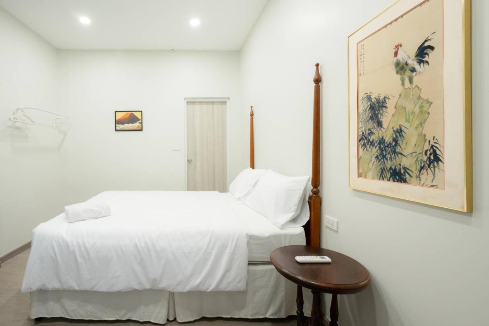 Hidden Dragon V Yaowarat Road Apartment Bangkok Exterior photo